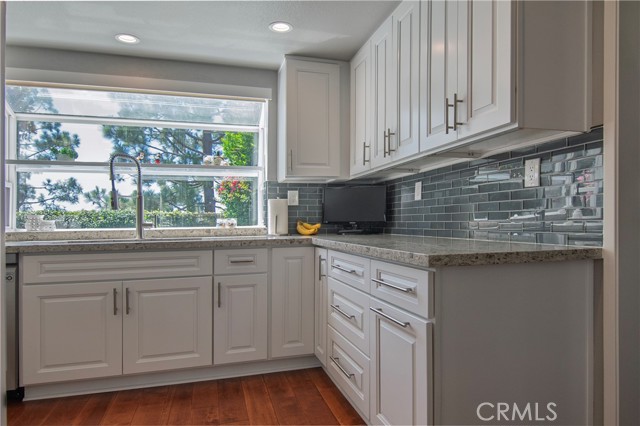 Detail Gallery Image 24 of 44 For 21161 Cedar Ln, Mission Viejo,  CA 92691 - 4 Beds | 2/1 Baths