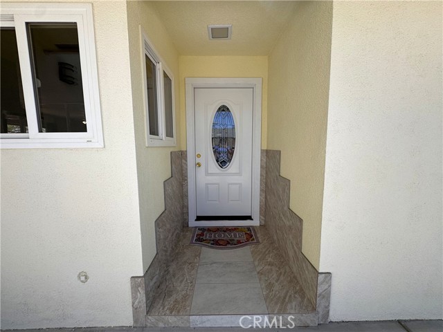 417 Fenoak Drive, Barstow CA: https://media.crmls.org/medias/8db17603-c0bb-476a-9744-68395f079ab5.jpg