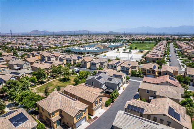 4775 S Bresse Paseo, Ontario CA: https://media.crmls.org/medias/8db26888-9d79-42b4-b3f8-9fad0f9309dd.jpg