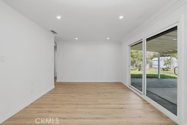 Detail Gallery Image 5 of 25 For 6490 Hillside, Riverside,  CA 92504 - 3 Beds | 2 Baths