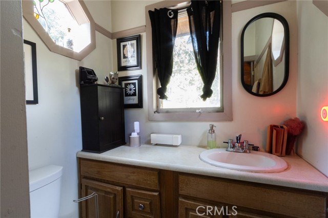 Detail Gallery Image 12 of 28 For 9408 Mill Dr, Forest Falls,  CA 92339 - 4 Beds | 4 Baths