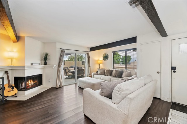 Detail Gallery Image 6 of 31 For 13104 Glen Ct #54,  Chino Hills,  CA 91709 - 2 Beds | 2/1 Baths