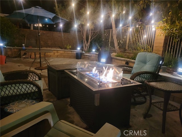 27831 Silverton Court, Valencia CA: https://media.crmls.org/medias/8db43bf0-91b1-4bc2-9fbf-5c840df523f5.jpg