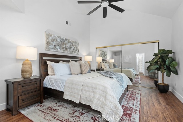 7651 Yorktown Avenue, Huntington Beach CA: https://media.crmls.org/medias/8db4d4de-cb3c-4746-9e6d-b66f3e6e1b21.jpg