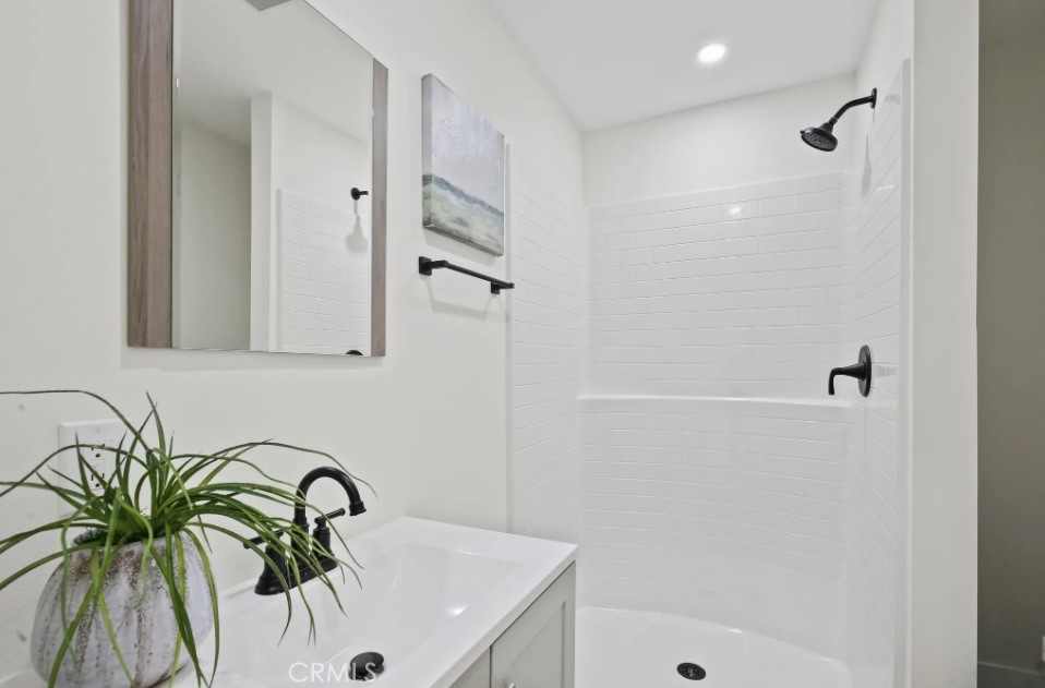 MLS #SR25255579 image #8