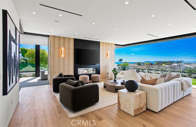 53 Montecito, Corona del Mar CA: https://media.crmls.org/medias/8db59b70-0b1f-460e-8dda-512f5c2509ac.jpg