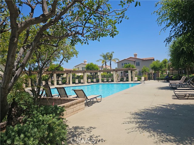 2862 Echo Springs Drive, Corona CA: https://media.crmls.org/medias/8db5fffd-dc80-44b8-802d-44e154089602.jpg