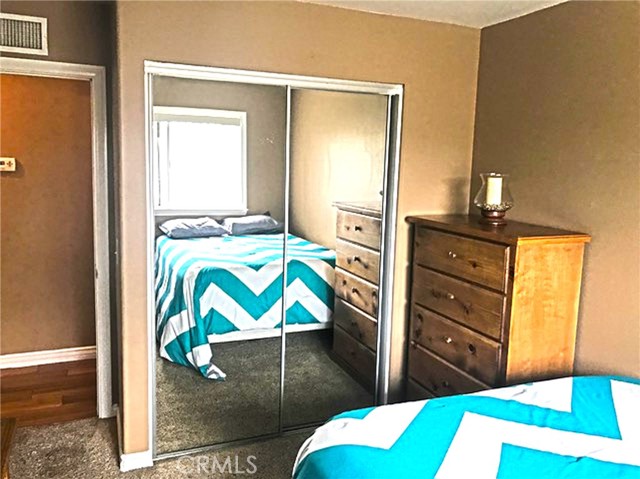 Detail Gallery Image 9 of 15 For 20011 Shorewood, Huntington Beach,  CA 92646 - 4 Beds | 2 Baths