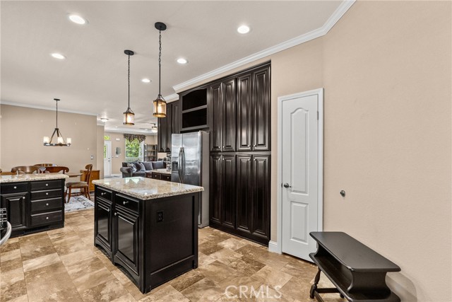 15455 Glenoaks, 481 photo 22