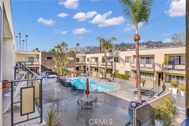 Detail Gallery Image 22 of 36 For 1233 N Laurel Ave #201,  Los Angeles,  CA 90046 - 2 Beds | 2 Baths