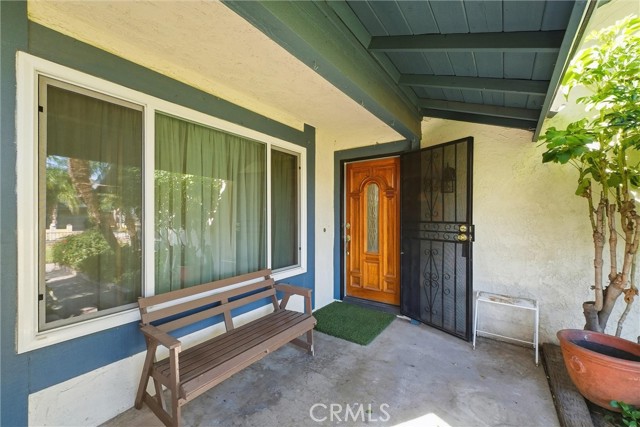 Detail Gallery Image 4 of 32 For 4314 Baggett Dr, Riverside,  CA 92505 - 4 Beds | 2 Baths