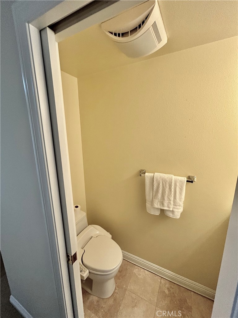 https://media.crmls.org/medias/8db89256-34e7-4045-9e58-0c3f7c6ec700.jpg?preset=X-Large