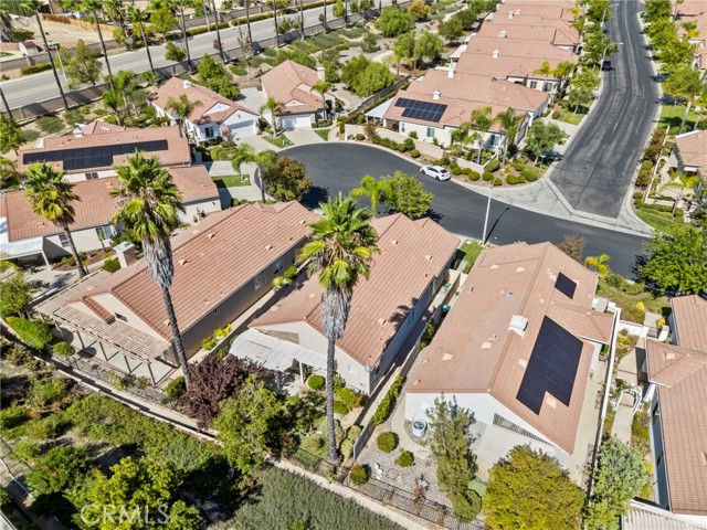 23727 Corte Andar, Temecula CA: https://media.crmls.org/medias/8db9dd40-5e1a-40ee-b2b4-be1abaadb2a2.jpg