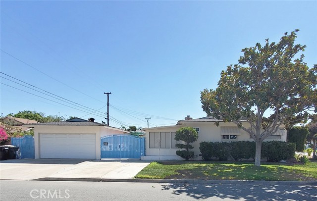 MLS# OC23054893