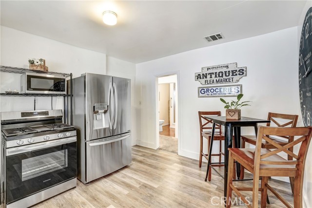 Detail Gallery Image 14 of 35 For 3010 Boulder, Los Angeles,  CA 90063 - 3 Beds | 2 Baths