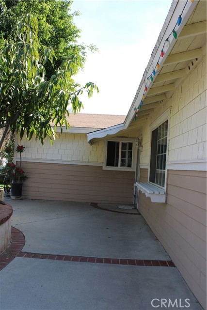 Detail Gallery Image 6 of 28 For 6392 Rustic, Jurupa Valley,  CA 92509 - 3 Beds | 2 Baths
