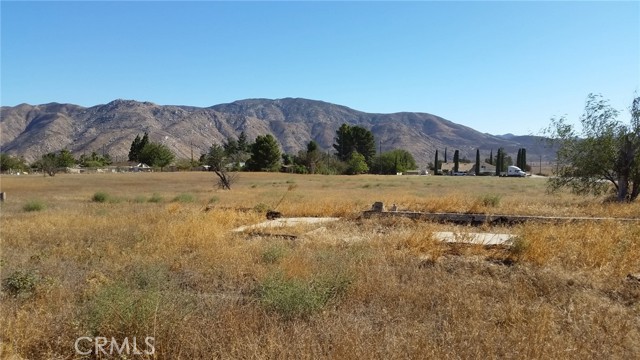 Detail Gallery Image 3 of 5 For 612 S 22nd, Banning,  CA 92220 - – Beds | – Baths