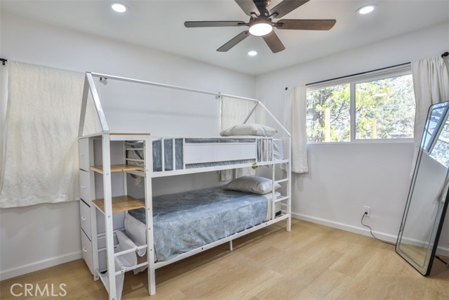 Detail Gallery Image 25 of 57 For 672 Talmadge, Big Bear Lake,  CA 92315 - 3 Beds | 2/1 Baths