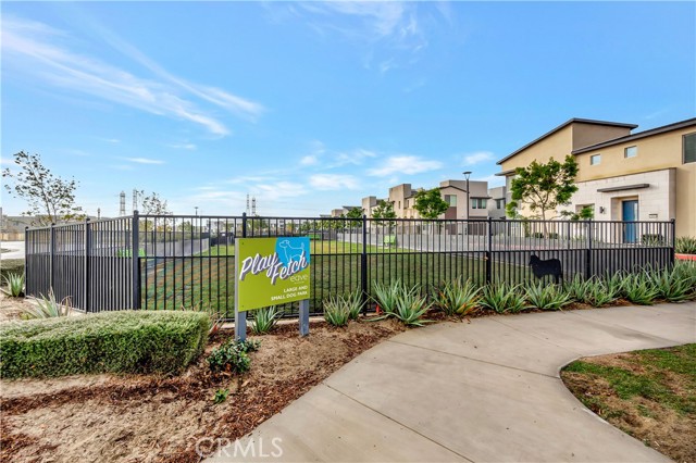 Detail Gallery Image 30 of 41 For 3640 S Allston Paseo #12,  Ontario,  CA 91761 - 3 Beds | 2/1 Baths