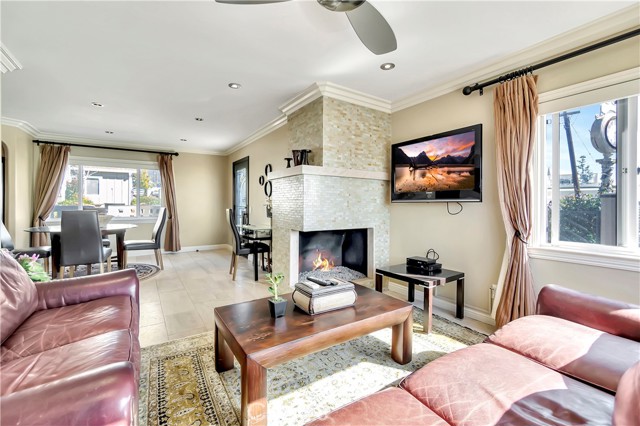 150 Cress Street, Laguna Beach CA: https://media.crmls.org/medias/8dbcfd33-d9e4-4eb3-89e7-58b28d8d0227.jpg
