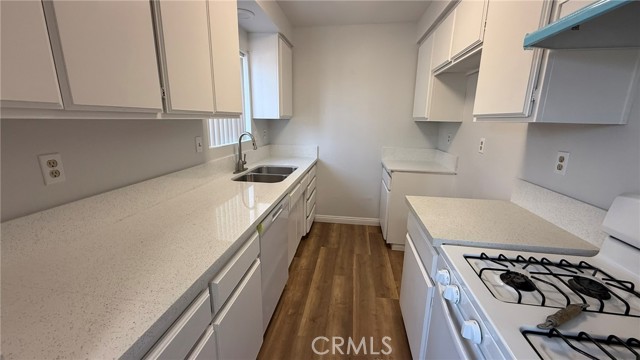 Detail Gallery Image 2 of 11 For 300 S 5th a,  Monrovia,  CA 91016 - 1 Beds | 1 Baths