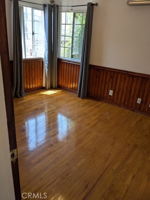 337 N 7th Street, Montebello CA: https://media.crmls.org/medias/8dbd699a-f3a8-479a-8899-d5e58699e3e4.jpg