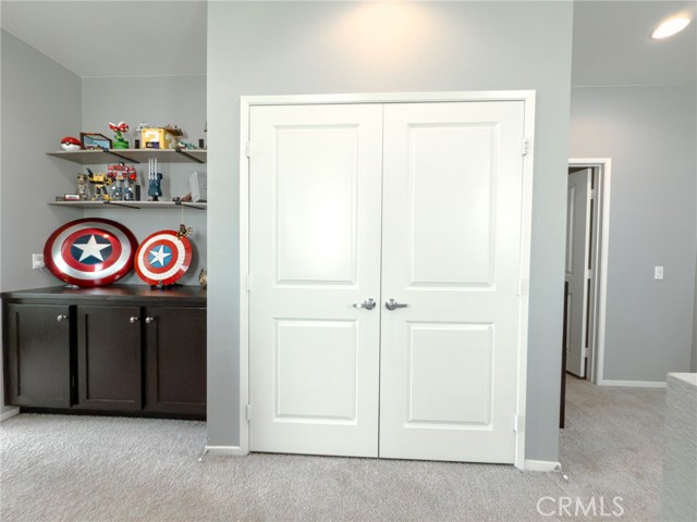 5485 San Roberto, San Diego CA: https://media.crmls.org/medias/8dbd8e92-ac6d-4193-a3fe-2e575315d4c7.jpg