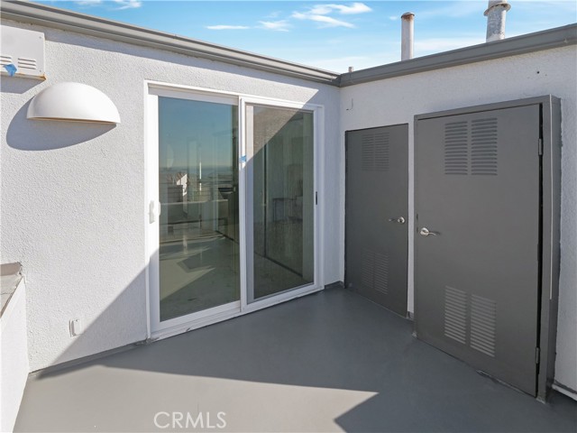 350 Manhattan Avenue, Hermosa Beach, California 90254, 3 Bedrooms Bedrooms, ,2 BathroomsBathrooms,Residential,Sold,Manhattan,SB21249216