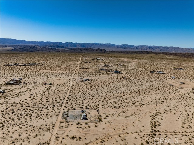 Detail Gallery Image 13 of 26 For 1188 Mile Square Ave, Joshua Tree,  CA 92252 - – Beds | – Baths