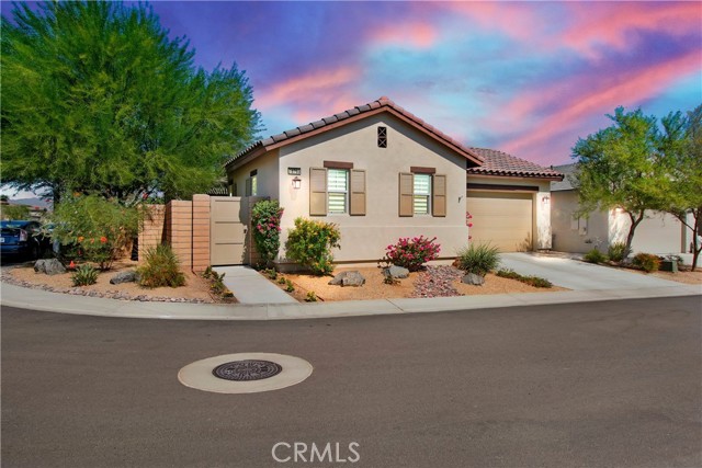 Detail Gallery Image 2 of 32 For 78760 Amare Way, Palm Desert,  CA 92211 - 3 Beds | 3 Baths