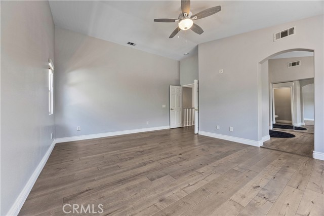 540 Newport Circle, Corona CA: https://media.crmls.org/medias/8dc0ac4d-51e0-4fd9-b221-ecbafbff9a85.jpg