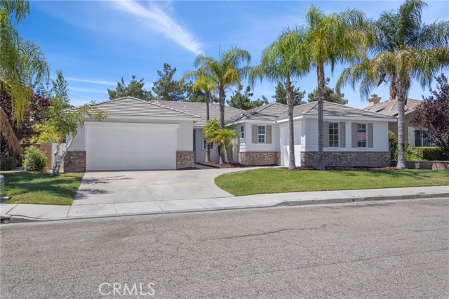 Detail Gallery Image 1 of 1 For 27847 Watermark Dr, Menifee,  CA 92585 - 4 Beds | 2/1 Baths