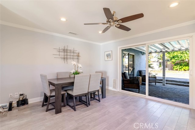 Detail Gallery Image 6 of 28 For 19833 Blythe St, Winnetka,  CA 91306 - 3 Beds | 2 Baths