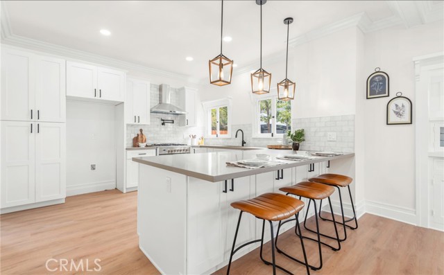 Detail Gallery Image 21 of 44 For 1720 S Kingsley, Los Angeles,  CA 90006 - 4 Beds | 3 Baths