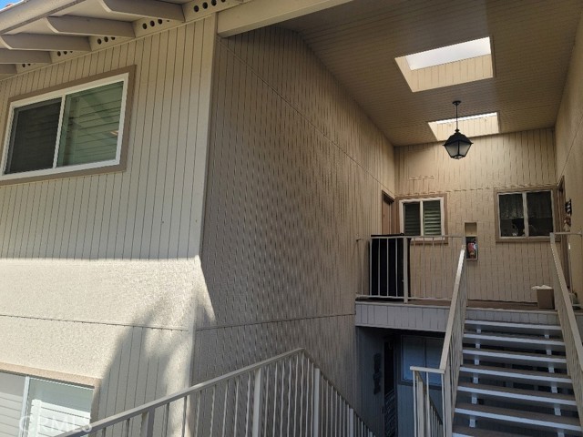 2185 VIA MARIPOSA, Laguna Woods CA: https://media.crmls.org/medias/8dc38343-c0cf-4e64-ba81-cde2090fcee3.jpg