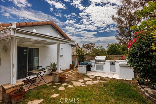 26602 Via Noveno, Mission Viejo CA: https://media.crmls.org/medias/8dc394e3-3355-4b12-abc8-c68dcd7b01bc.jpg