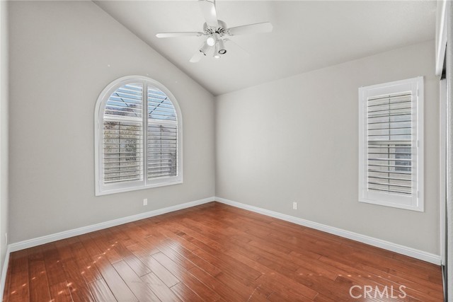 18328 Keswick Street photo 29