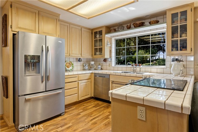 1940 Westlake Drive, Kelseyville CA: https://media.crmls.org/medias/8dc47745-a68e-4b81-a5a6-54c044c7b9bb.jpg