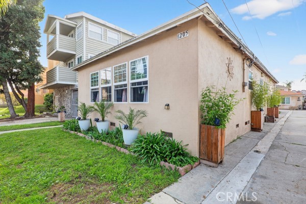 Detail Gallery Image 2 of 41 For 1205 Belmont Ave, Long Beach,  CA 90804 - – Beds | – Baths