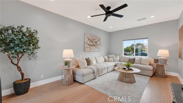 4404 Cogswell, El Monte CA: https://media.crmls.org/medias/8dc4b0b6-a0f5-4ba4-9126-aeddebdfca24.jpg
