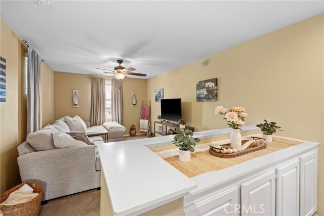 27602 Rockwood Avenue, Moreno Valley CA: https://media.crmls.org/medias/8dc5a1b7-55f3-4175-b724-2184cb12d9f5.jpg