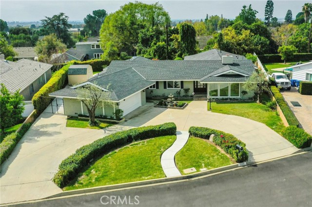 Detail Gallery Image 3 of 67 For 8459 La Vela, Whittier,  CA 90605 - 5 Beds | 4/1 Baths