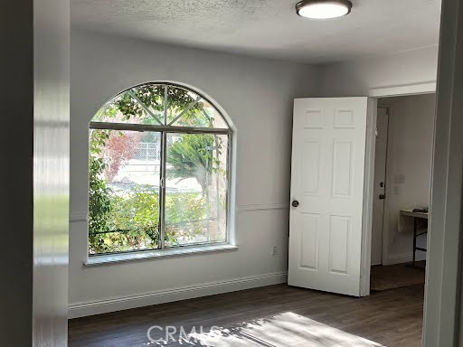 Detail Gallery Image 9 of 13 For 15742 Muscatel, Hesperia,  CA 92345 - 4 Beds | 3 Baths