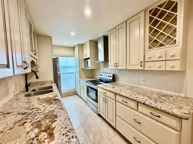 1139 East Ocean Boulevard, 108 photo 8