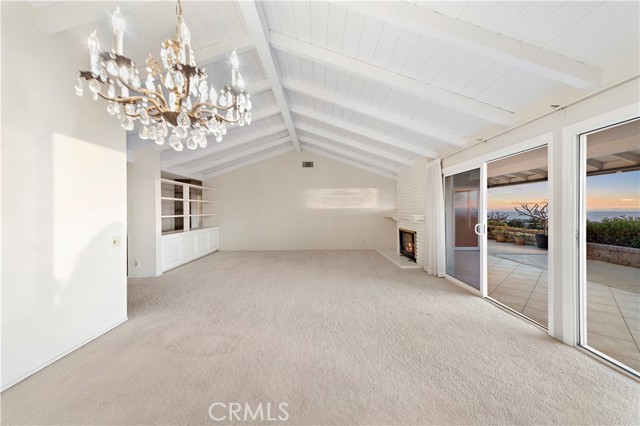 Detail Gallery Image 10 of 18 For 31 Carmel Bay Dr, Corona Del Mar,  CA 92625 - 4 Beds | 2/1 Baths