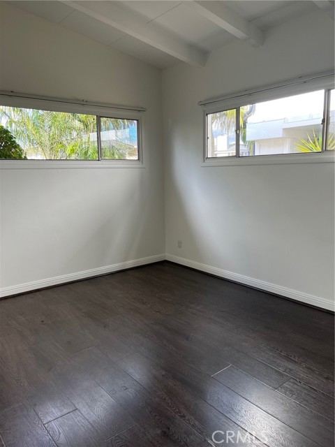 3300 Seaview Avenue, Corona del Mar CA: https://media.crmls.org/medias/8dc9bf64-5df4-4072-a3fe-fffa6ad436e6.jpg