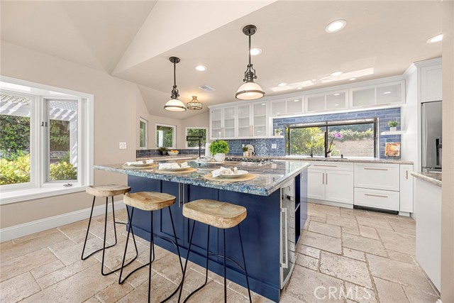 Detail Gallery Image 9 of 74 For 31342 via Parra, San Juan Capistrano,  CA 92675 - 4 Beds | 2/1 Baths