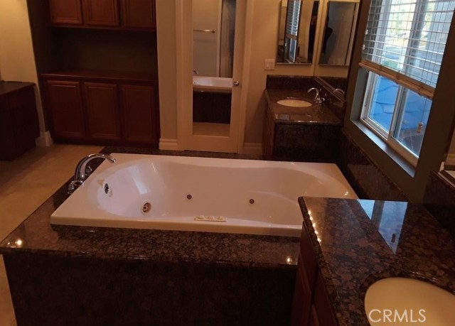 Detail Gallery Image 20 of 26 For 12701 Palm View Way, Riverside,  CA 92503 - 4 Beds | 3/1 Baths