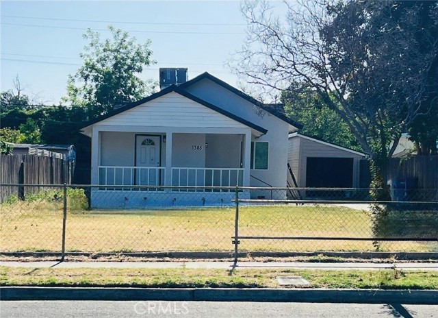 Detail Gallery Image 2 of 14 For 1385 N San Pablo Ave, Fresno,  CA 93728 - 3 Beds | 1 Baths