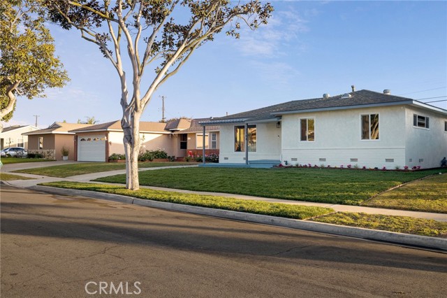 2708 Spreckels Lane, Redondo Beach, California 90278, 3 Bedrooms Bedrooms, ,2 BathroomsBathrooms,Residential,Sold,Spreckels,SB22026607